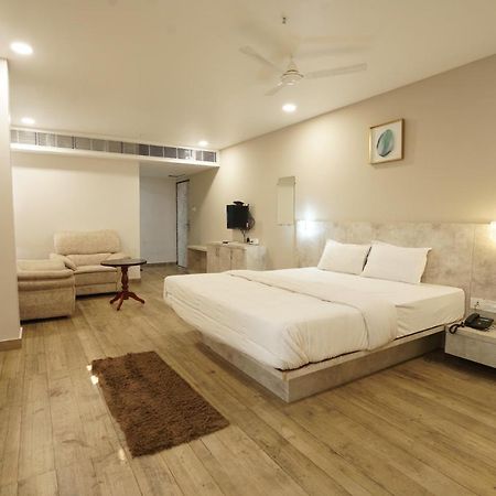 Hotel Trp Bliss Nizamabad Exterior foto
